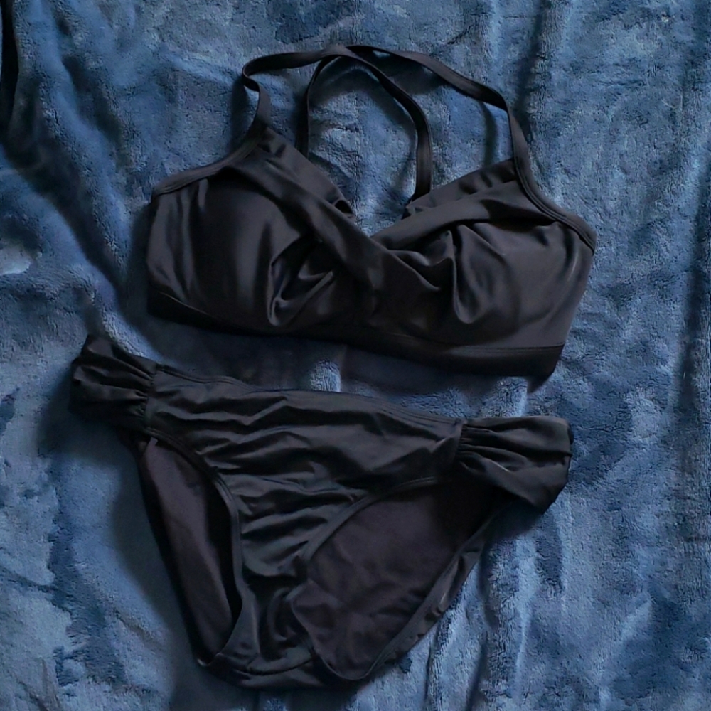 Athleta black bikini, size Large